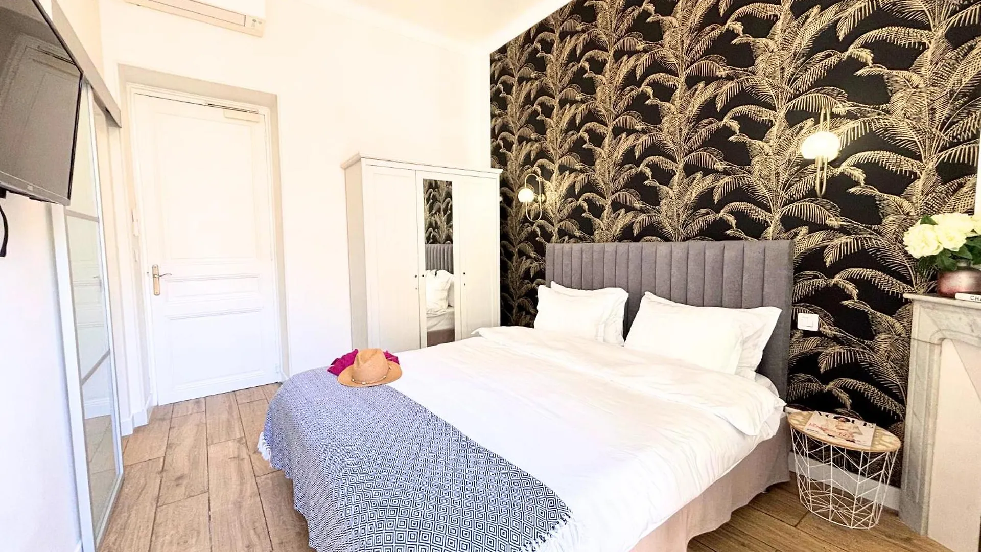Beautiful 4 Beds & 4 Baths, 10Min From Palais, 4 Stars Residence Cannes 0*,  France